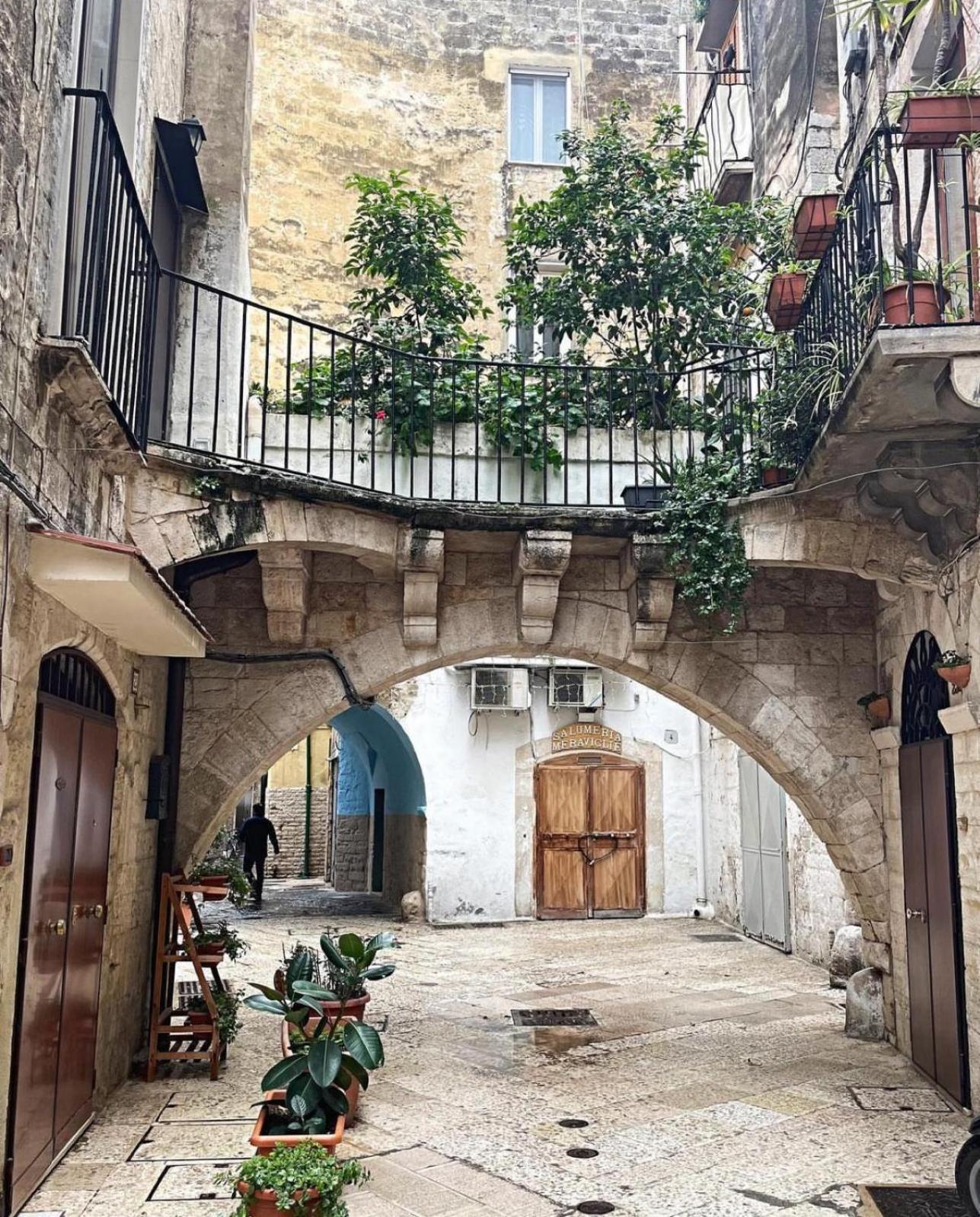 Cantovi Bari Exterior foto